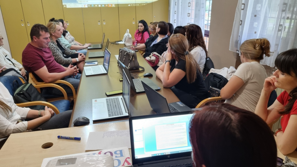 IMG cd0d077bdd13af8557efa1b46194551c V